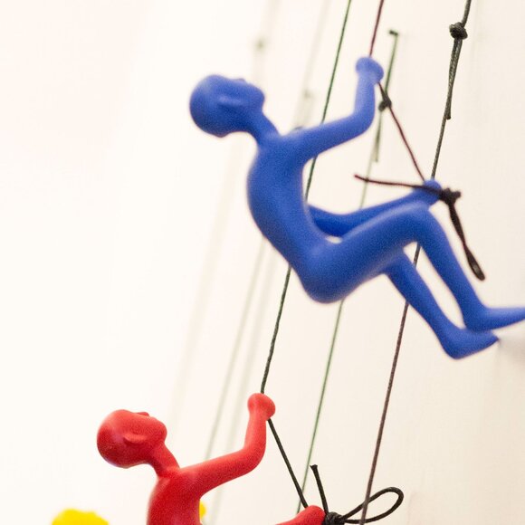 Climbing Man Home Decor Classic Wall-Art Sculpture | 1-Piece | Blue | - Picture 4 of 5